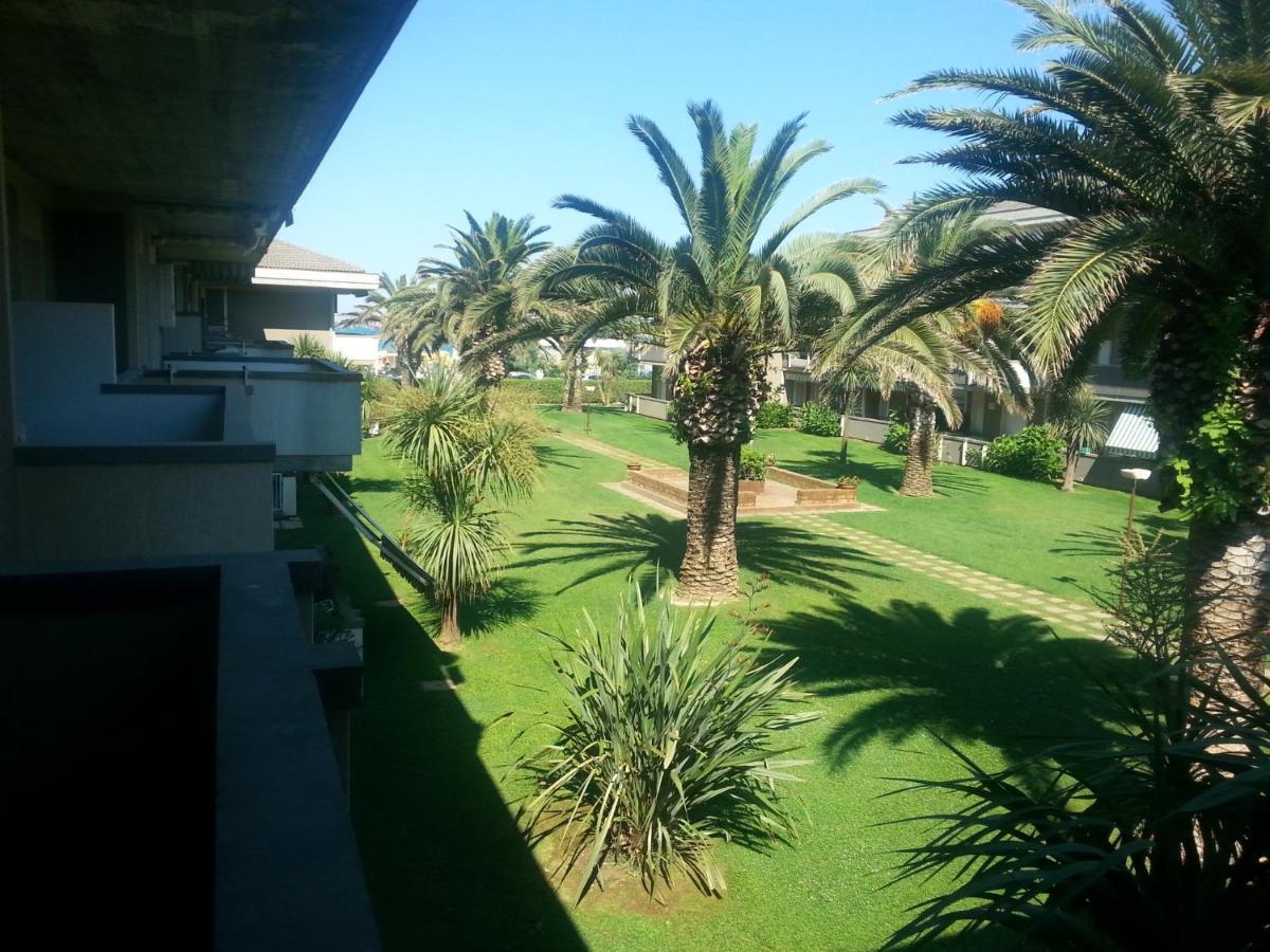 Residence Leonardo sul mare Silvi Marina Exterior foto